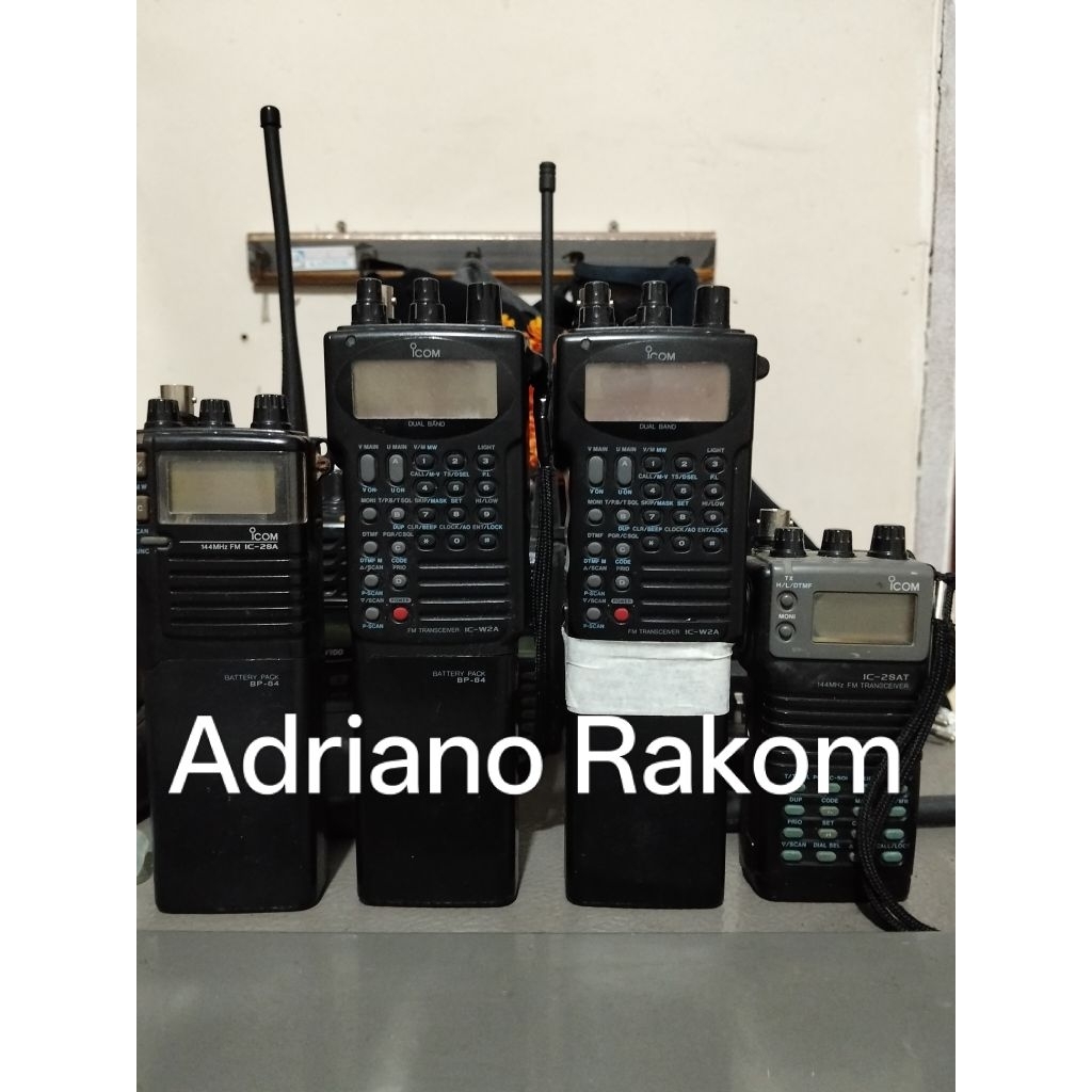 HT Icom Jadoel Jadul kondisi OFF harga per unit