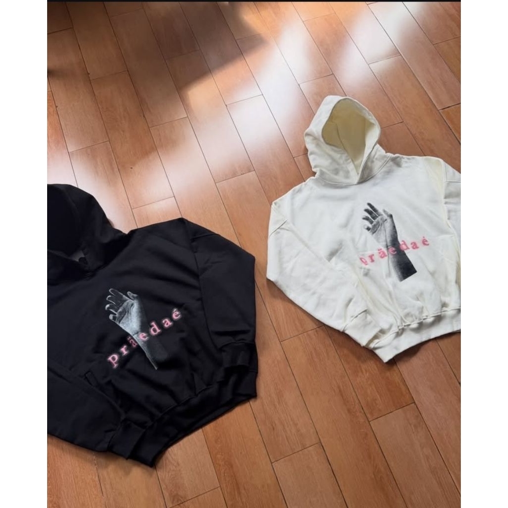 PRAEDAE Valentines Hopeless Romantic Black Hoodie New