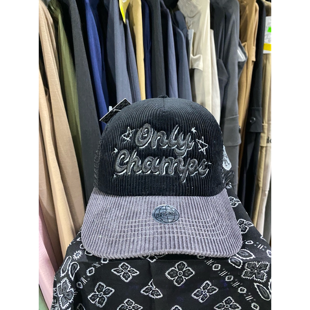 topi snapback corduroy hitam keren