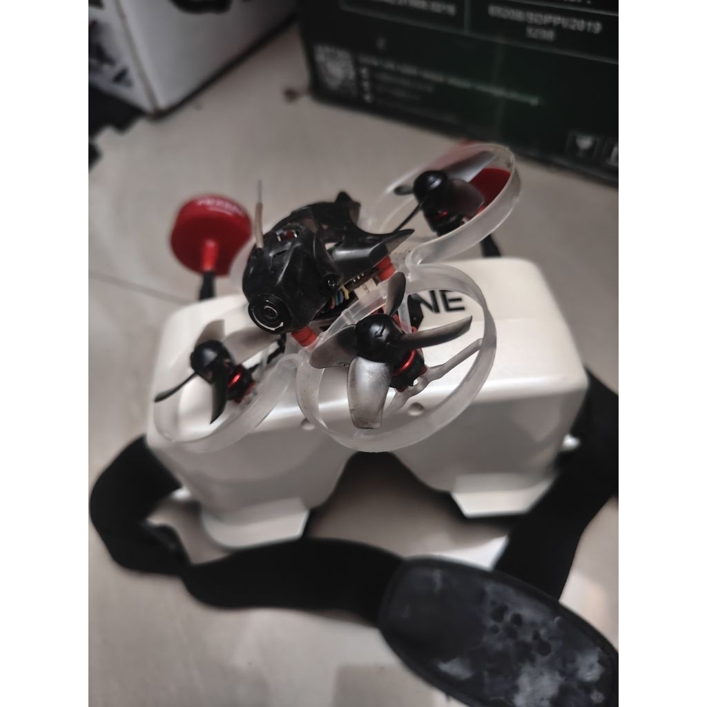 Paket FPV Googles Eachine EW30 + Drone FPV Second