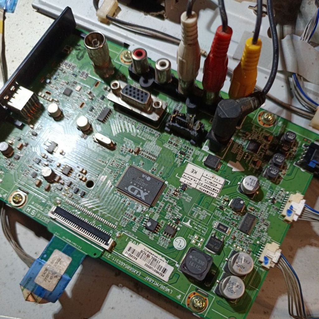 MOBO Mainboard TV LED LG24inch LG24MT48