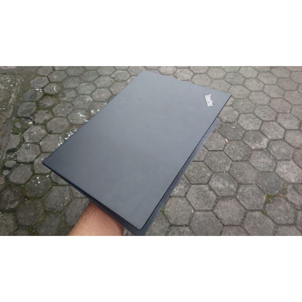 Casing Thinkpad X390
