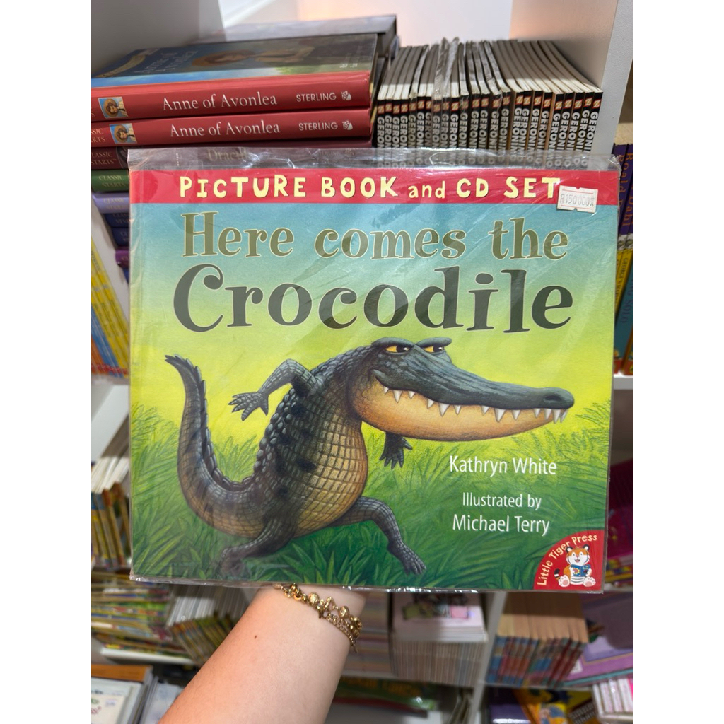 CUCI GUDANG - Here Comes The Crocodile by Kathryn White