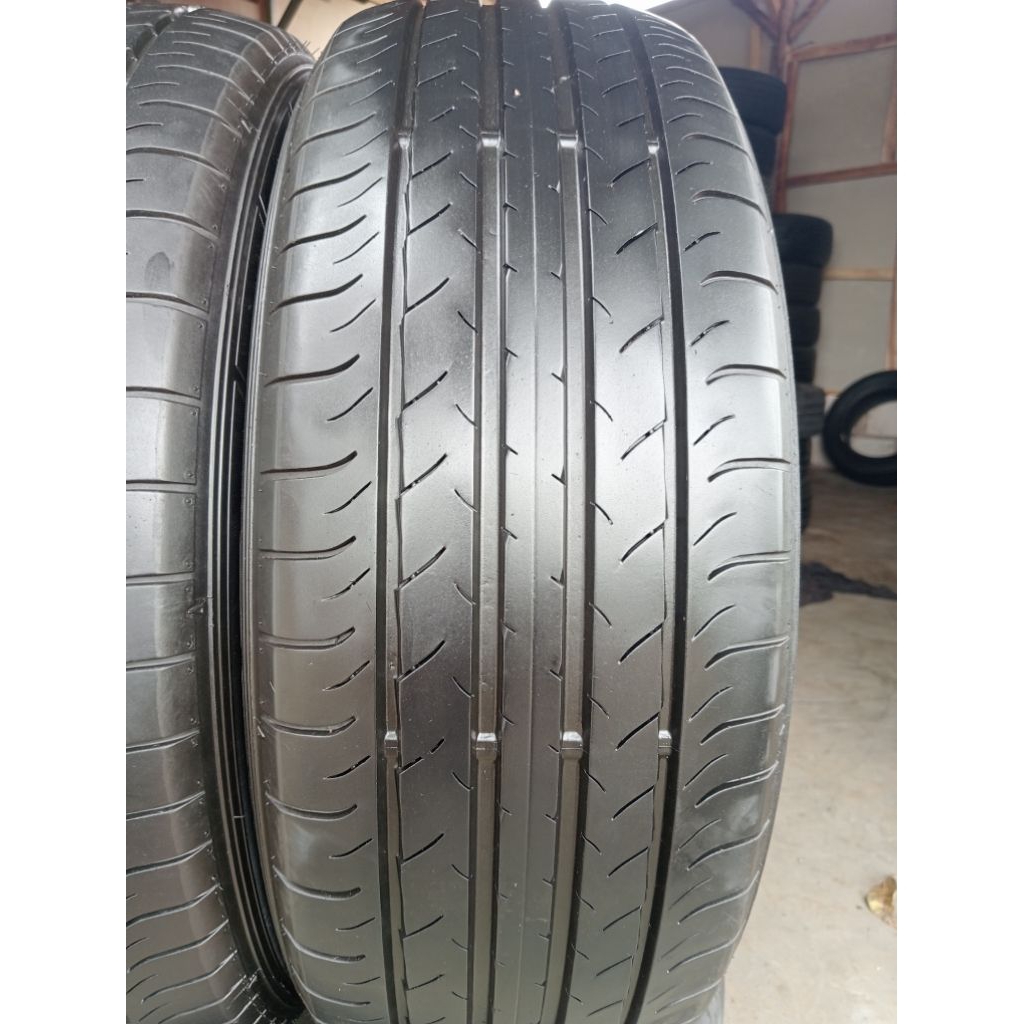 BAN 225 60 R18 DUNLOP SP SPORT MAXX 050