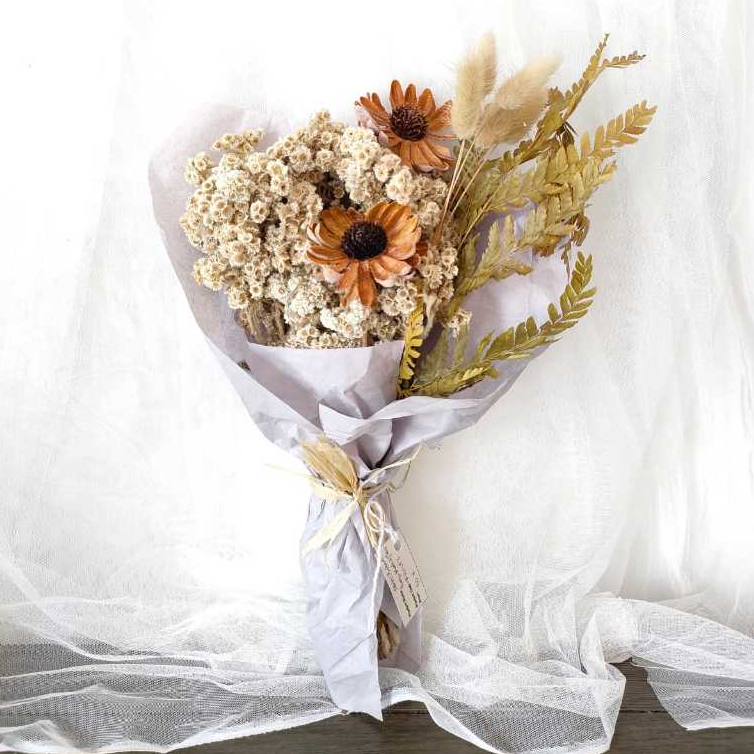 R10 – LE4 Flower Mix and Match Teracota/Dried Flower/ Jefe Flower Jogja