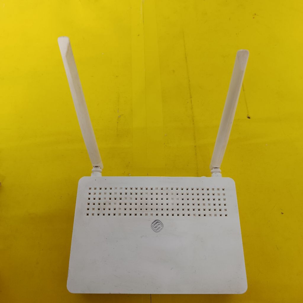 CHINA MOBILE UNG221N GPON DUAL BAND ROUTER WIRELESS
