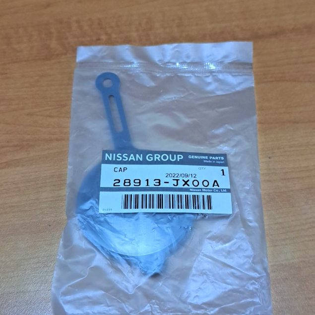 TUTUP TABUNG AIR WIPER NISSAN SERENA C24 12