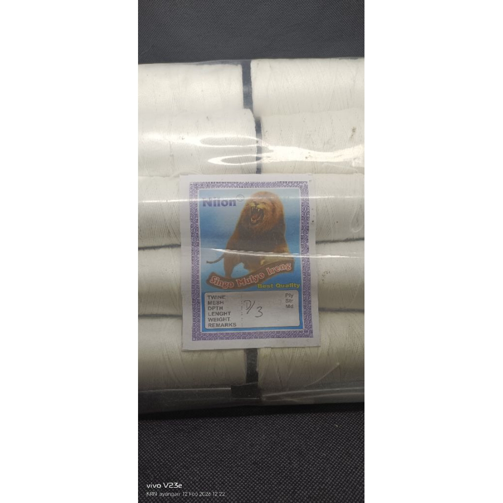 Benang nylon buat layangan koang uk D/3 panjang 1000yard per 1pcs
