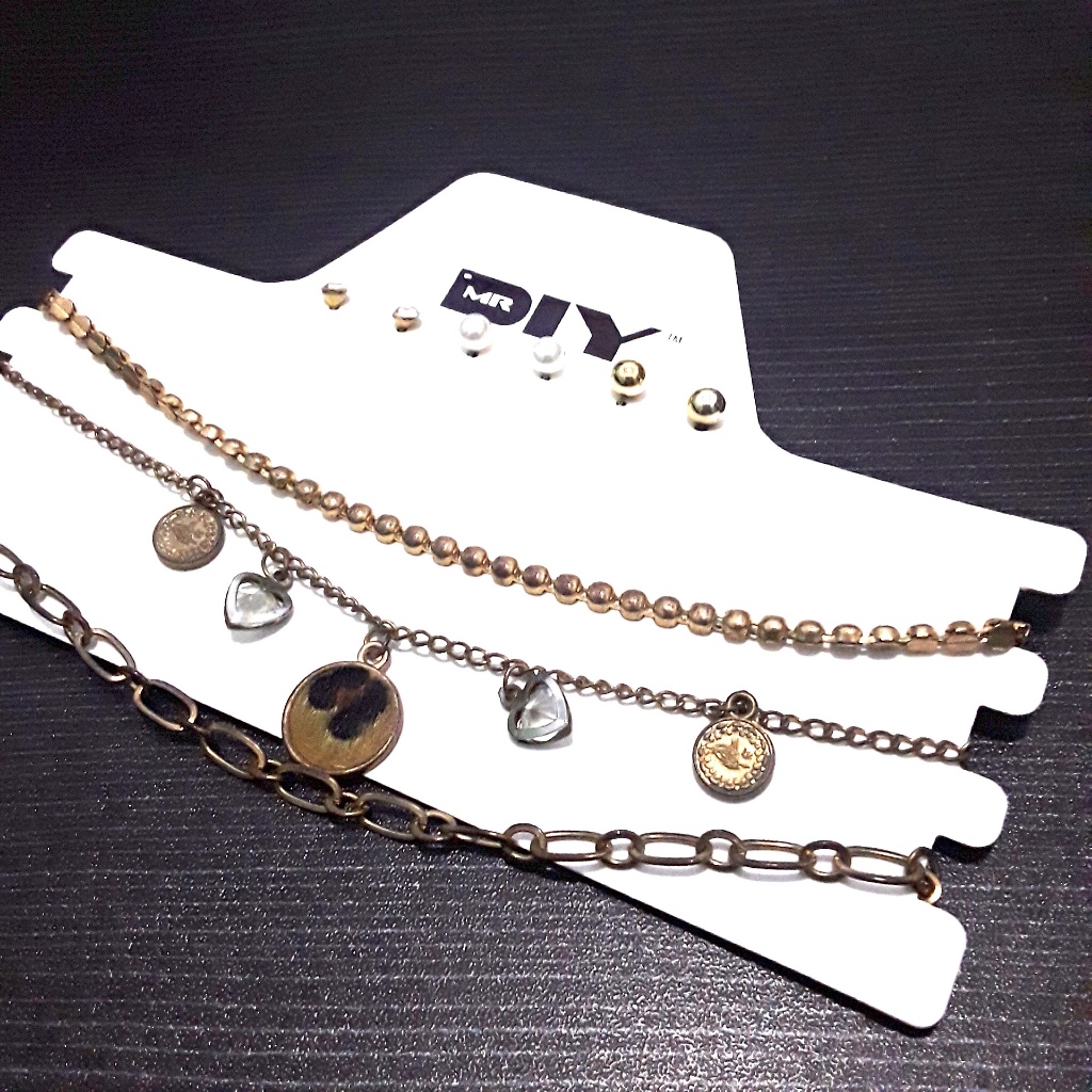 [ONE SET] Gold Layered Necklace/Choker & Stud Earrings | Kalung MR. DIY + Anting Serasi