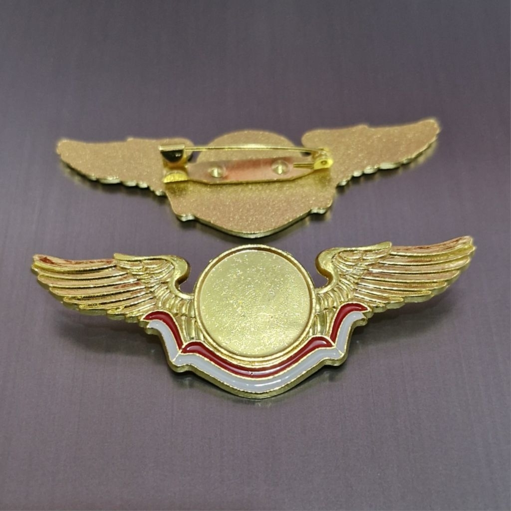 Pin kuningan polosan tanpa logo model wing / Pin wing kuningan