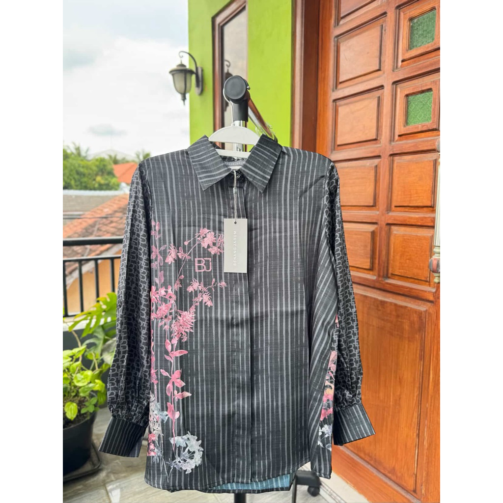 NEW BENANG JARUM DARK VIOLA BASIC SHIRT XS - S RARE ITEM BEST SELLER