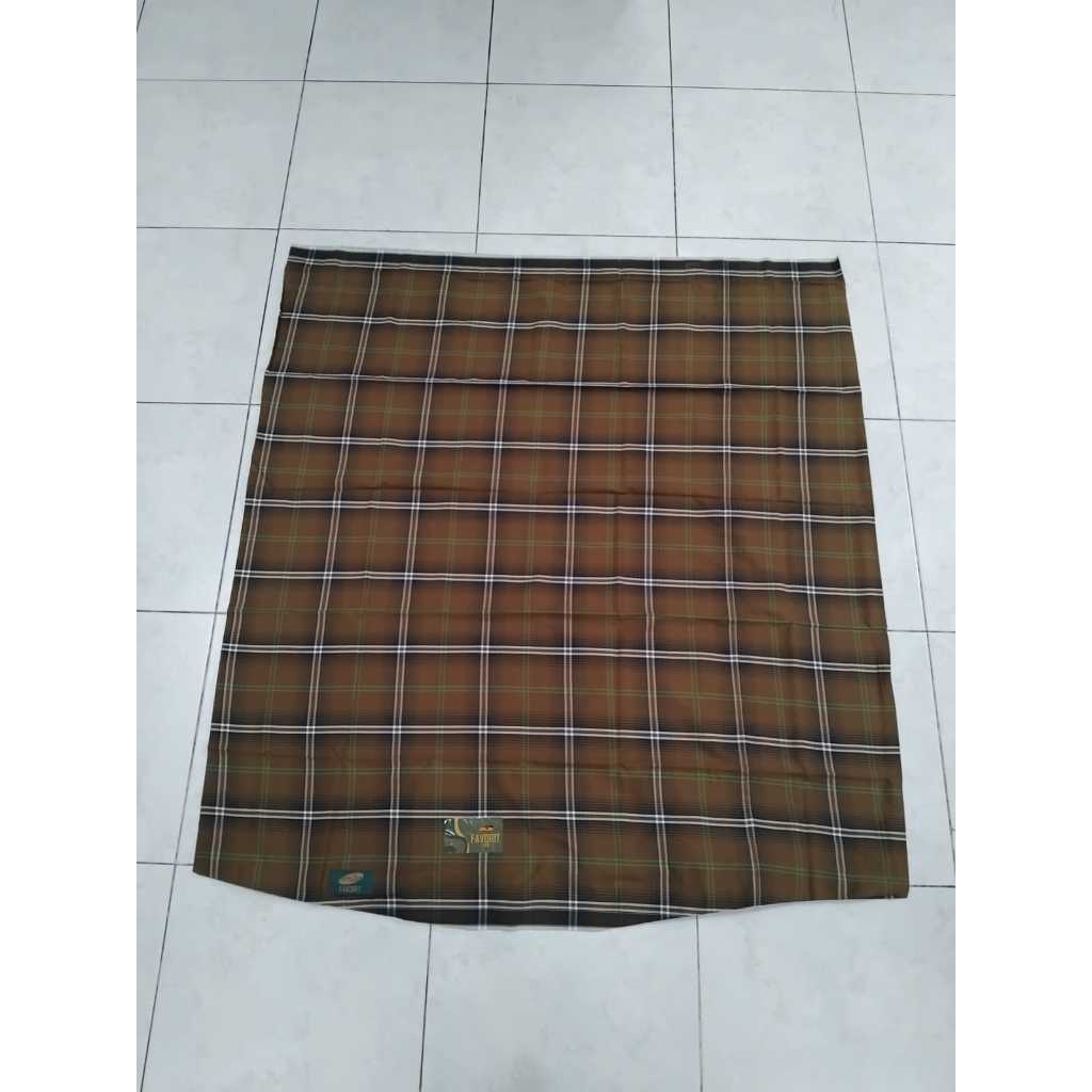 sarung atlas favorit 520,sarung motif kotak