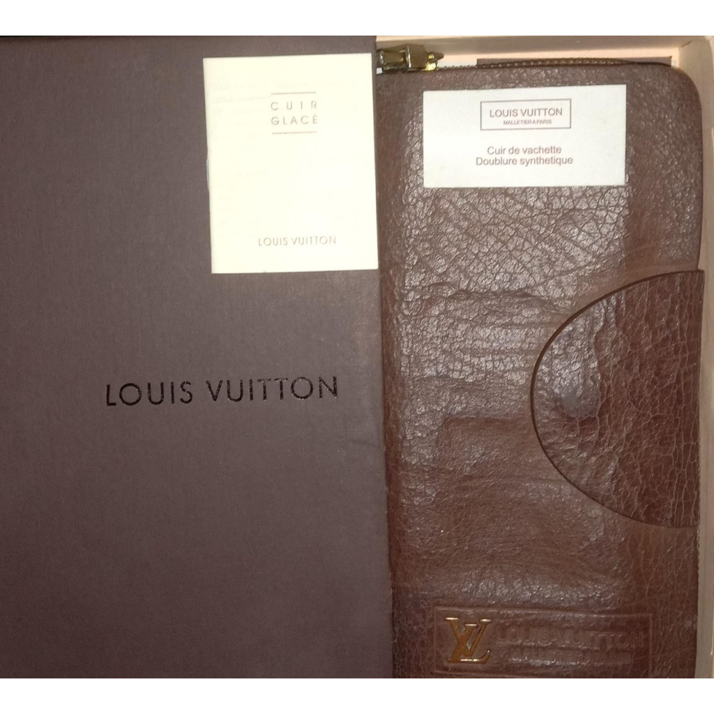 Dompet Louis Vuitton