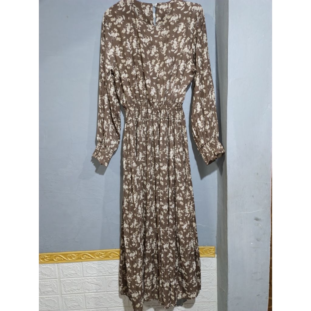 Preloved baju tunik wanita plisket motif bunga baju lebaran baju kondangan kekinian