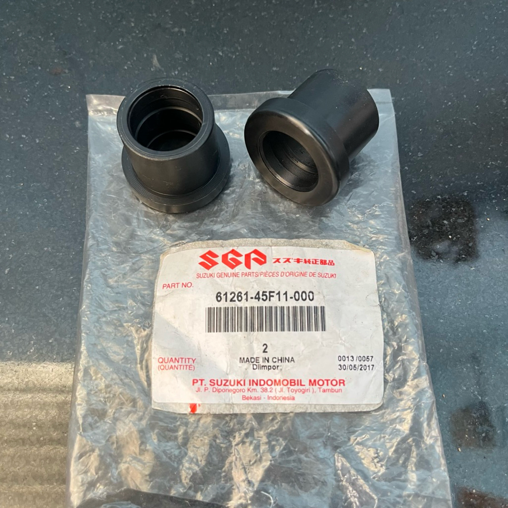 plastik teflon bosh swing arm Suzuki Thunder 125 Original 61261-45F11-000