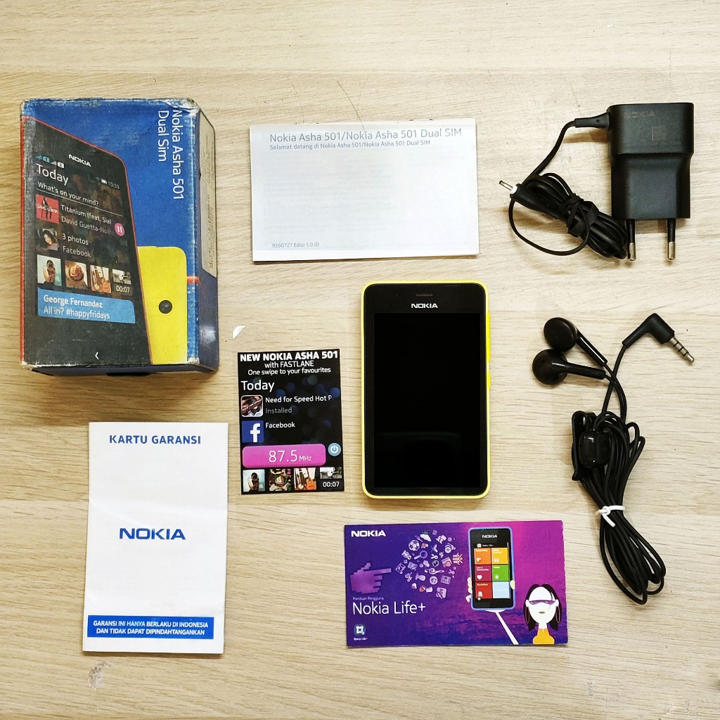 Preloved Nokia Asha 501 Touchscreen Like Meego OS Nokia N9 Kuning Yellow Fullset