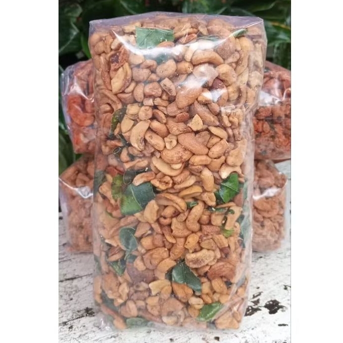 kacang mete patahan matang original 1kg