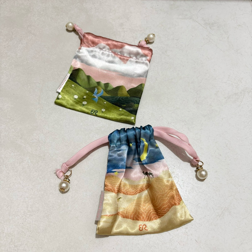 Mini Pouch Motif Kantong Kain Serut