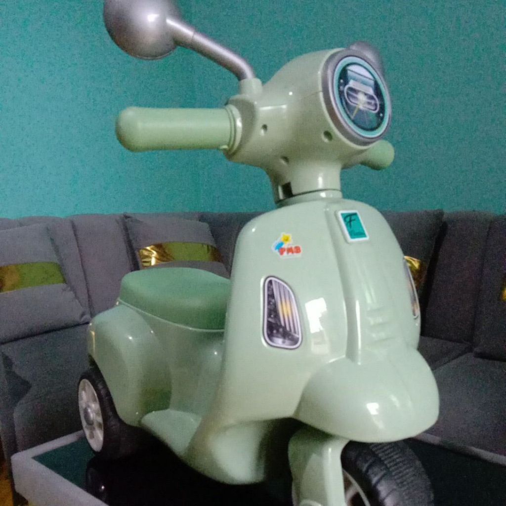 sepeda Vespa anak