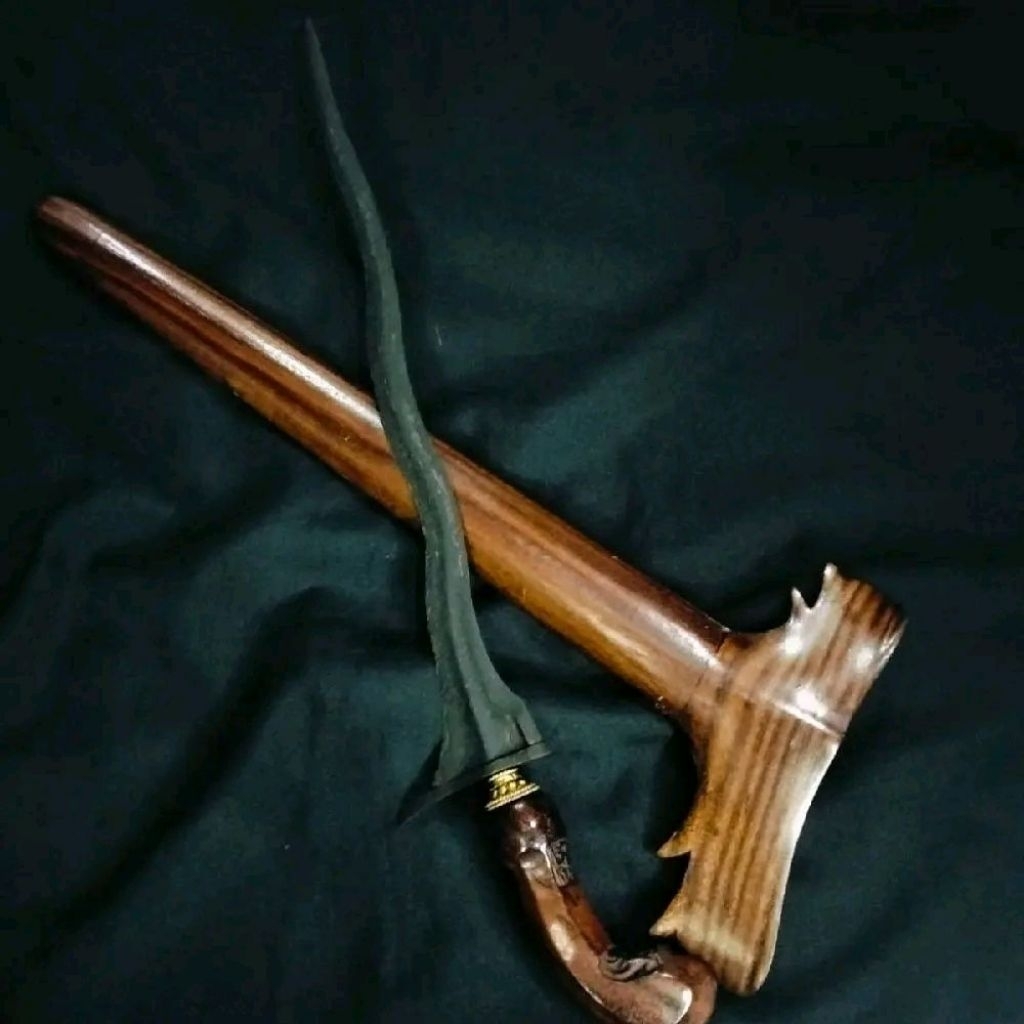 Keris Sepuh Wingit Pulanggeni Tangguh Majapahit Murah