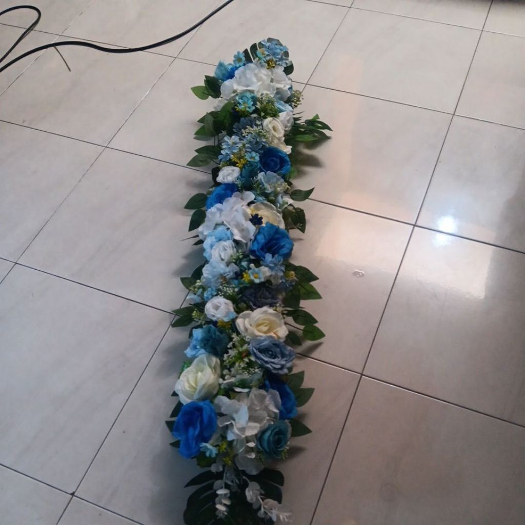 bunga dekorasi atau meja 1 mtr busa putih