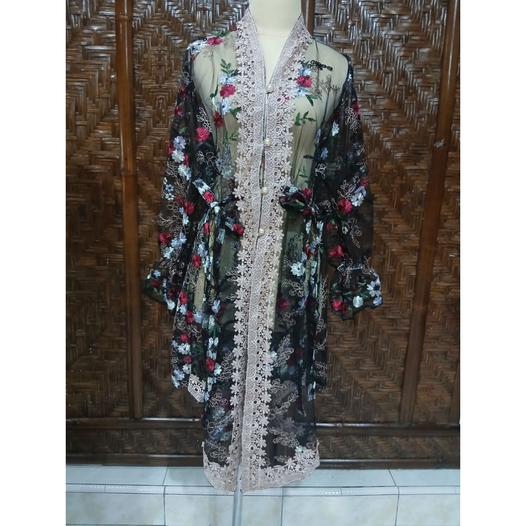 OUTER TILE GARDEN BRUKAT KEBAYA PREMIUM