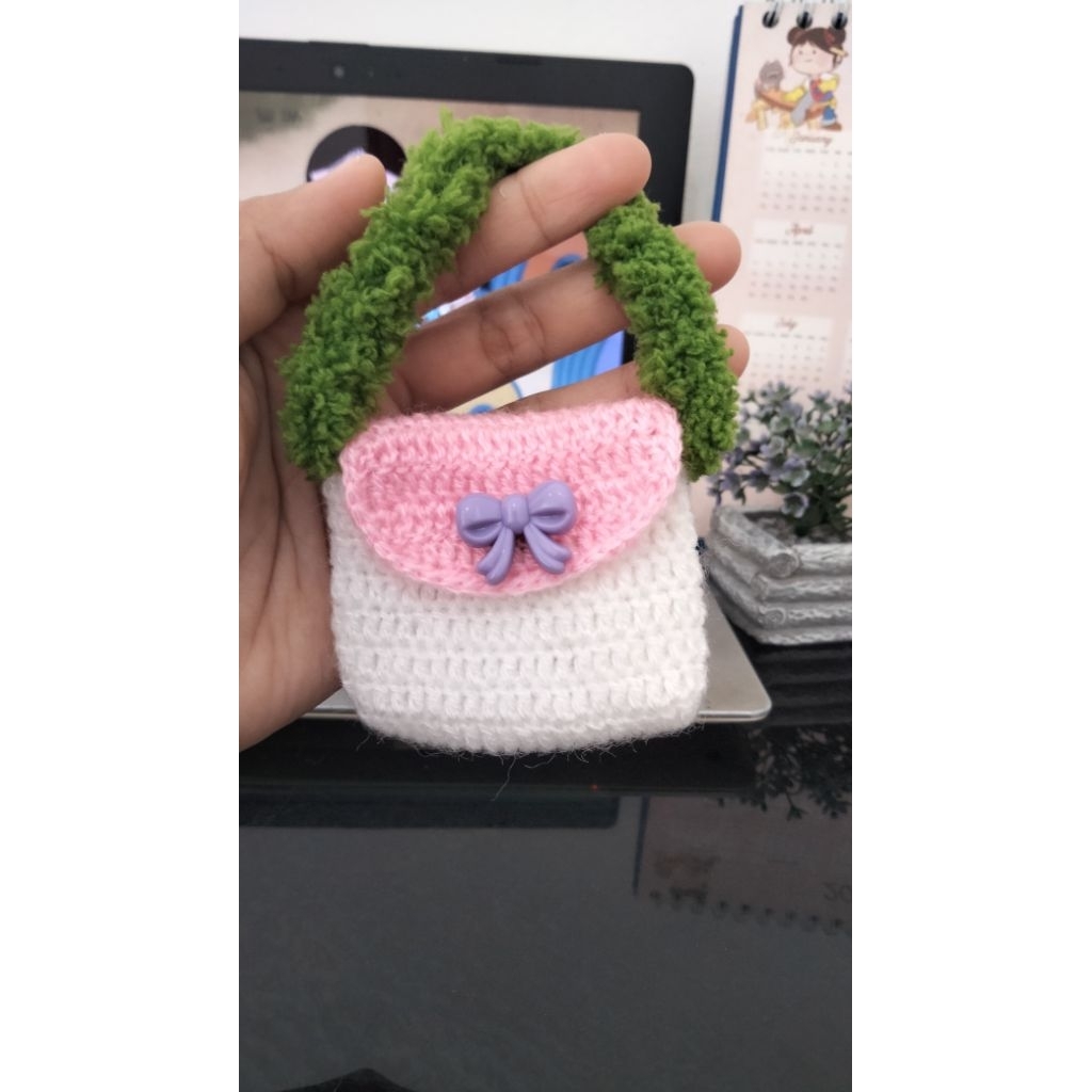 Tas Mini Rajut Gantungan Hiasan dan Amplop Rajut