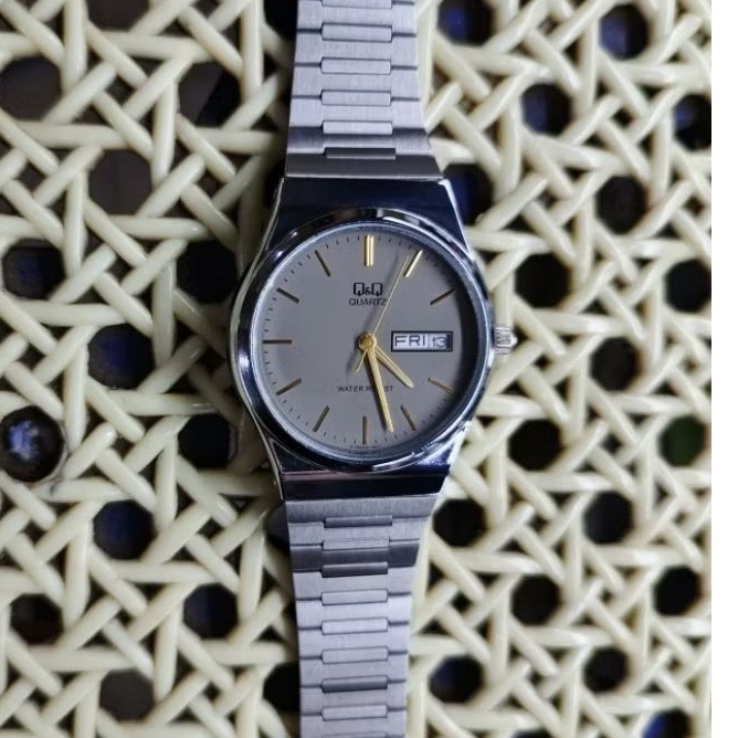 Jam Tangan QQ Original