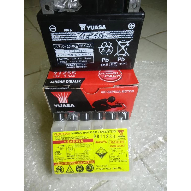YUASA YTZ5S