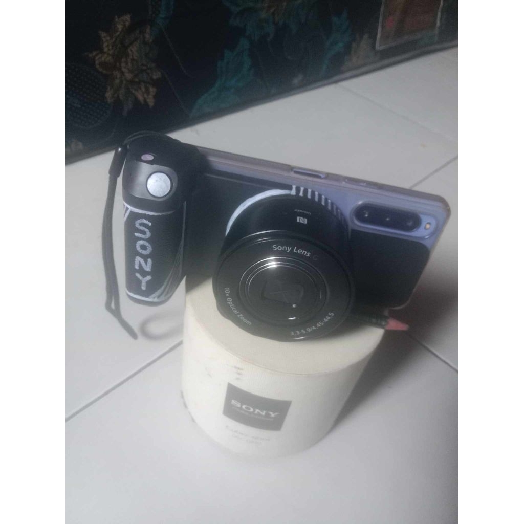 Sony Xperia 10 iv + lensa dsc qx10
