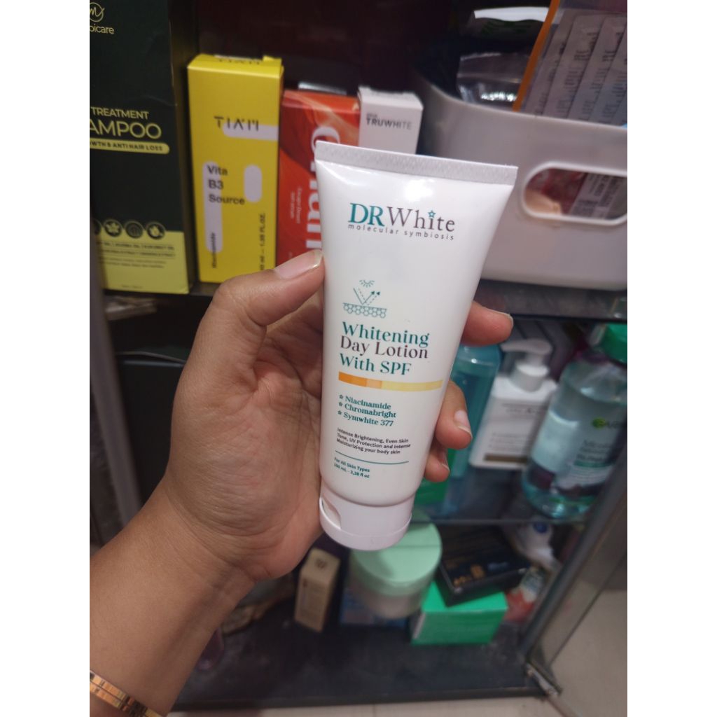 DR WHITE BODY LOTION SPF