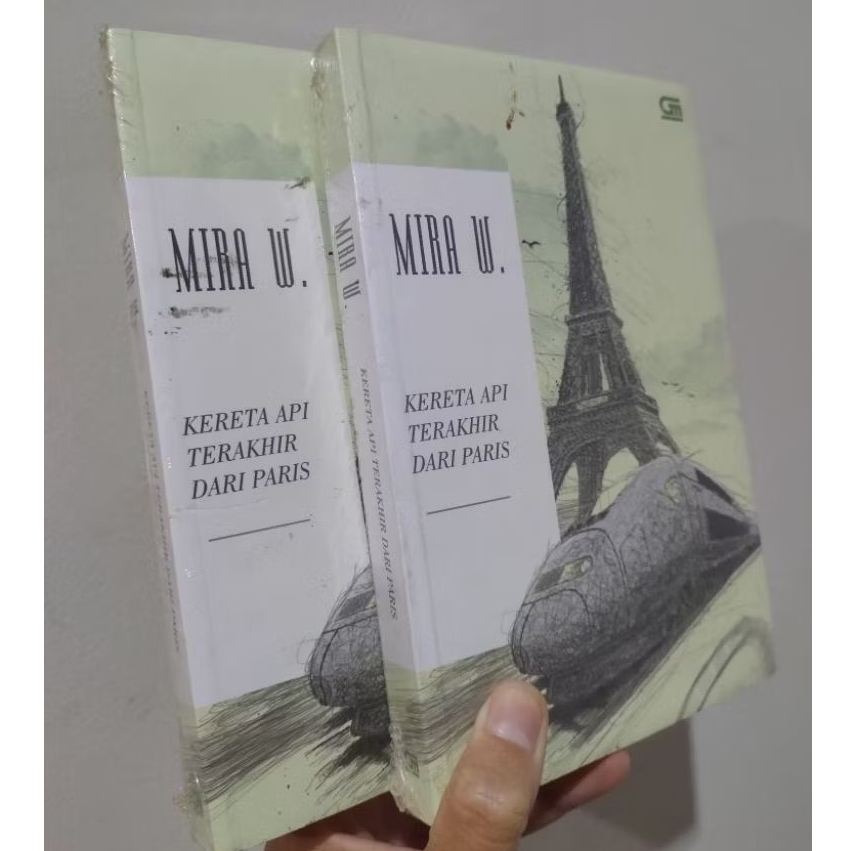 Buku Mira W Kereta Api Terakhir dari Paris/novel Mira W Kereta Api Terakhir dari Paris/novel Indones