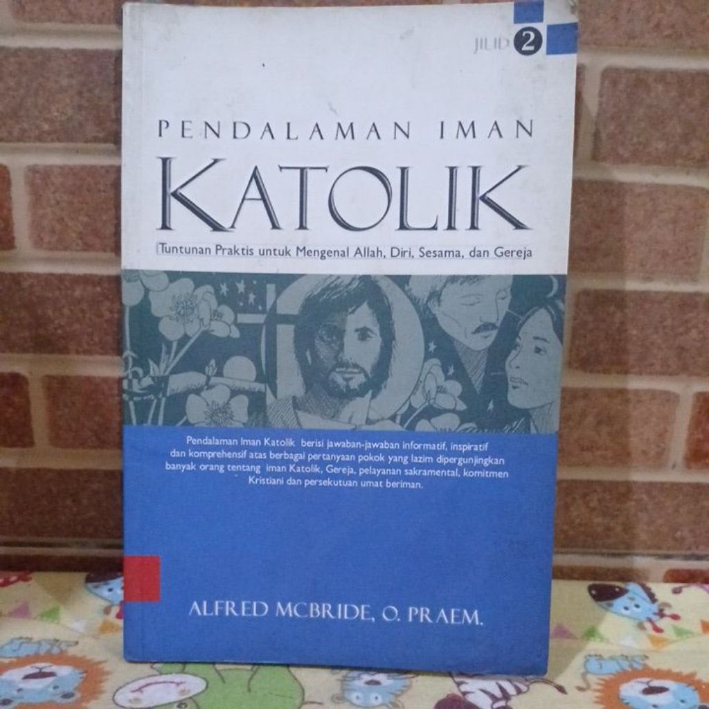 BUKU PENDALAMAN IMAN KATOLIK BEKAS SEPERTI BARU ORIGINAL