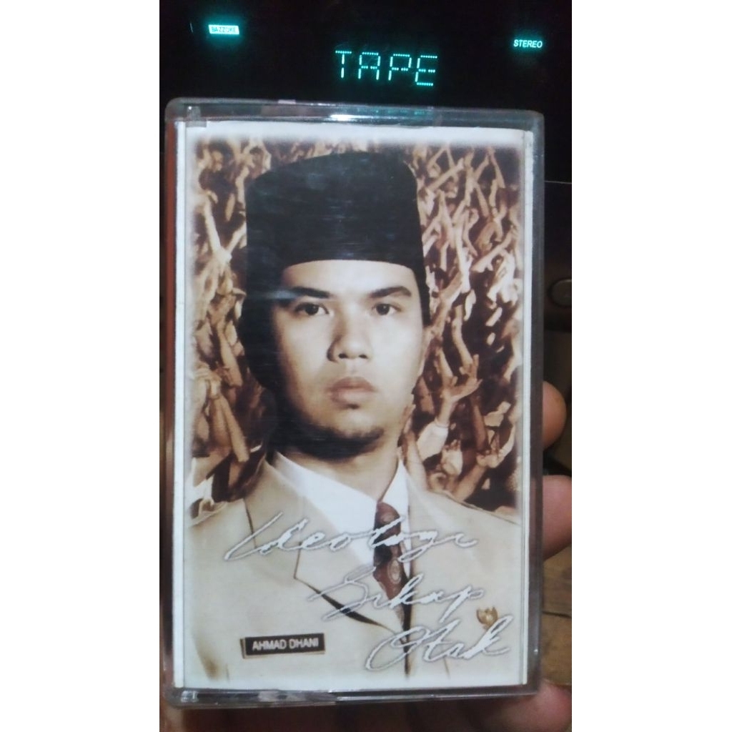 kaset pita ahmad band-ideologi sikap otak