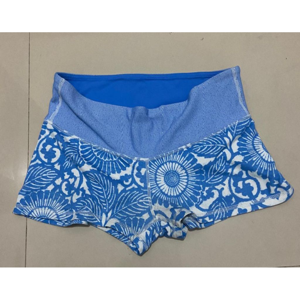 celana short Lululemon run