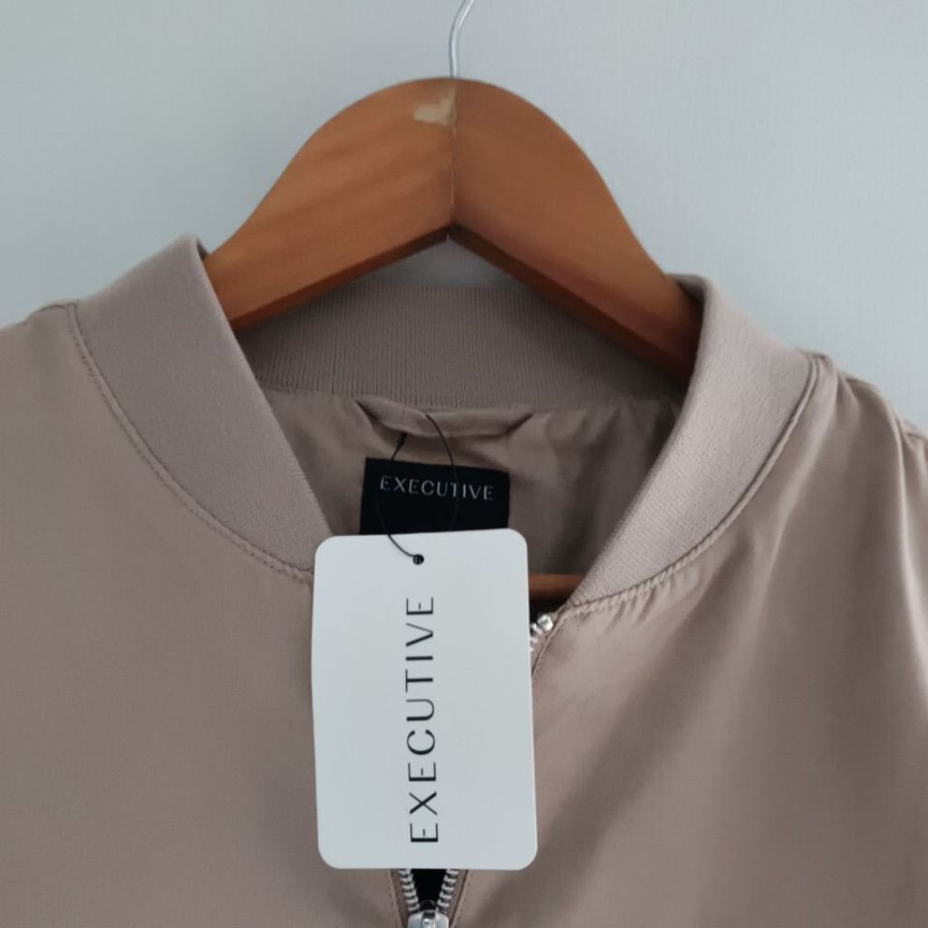 Jaket Executive ukuran L