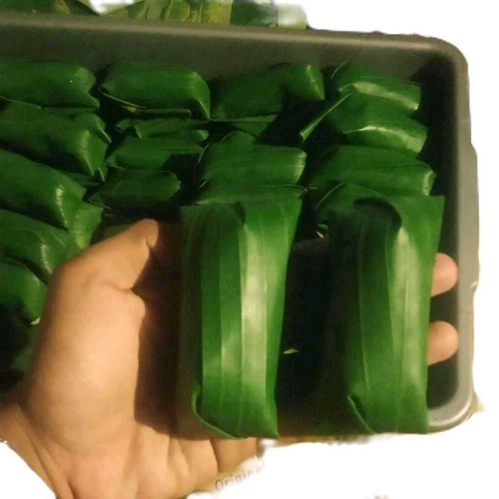 Lontong Arem-Arem Isi Wortel Kentang Khas Simbok Tentrem / Lontong Arem-Arem Isi Sayur Khas Simbok T