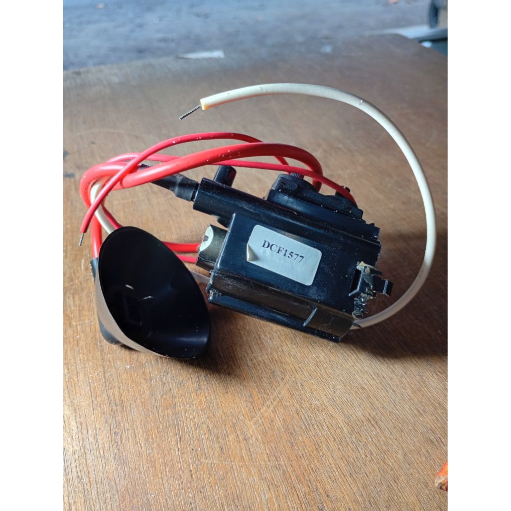 FLYBACK TV TABUNG DCF 1577 UNTUK TV MERK DAEWOO
