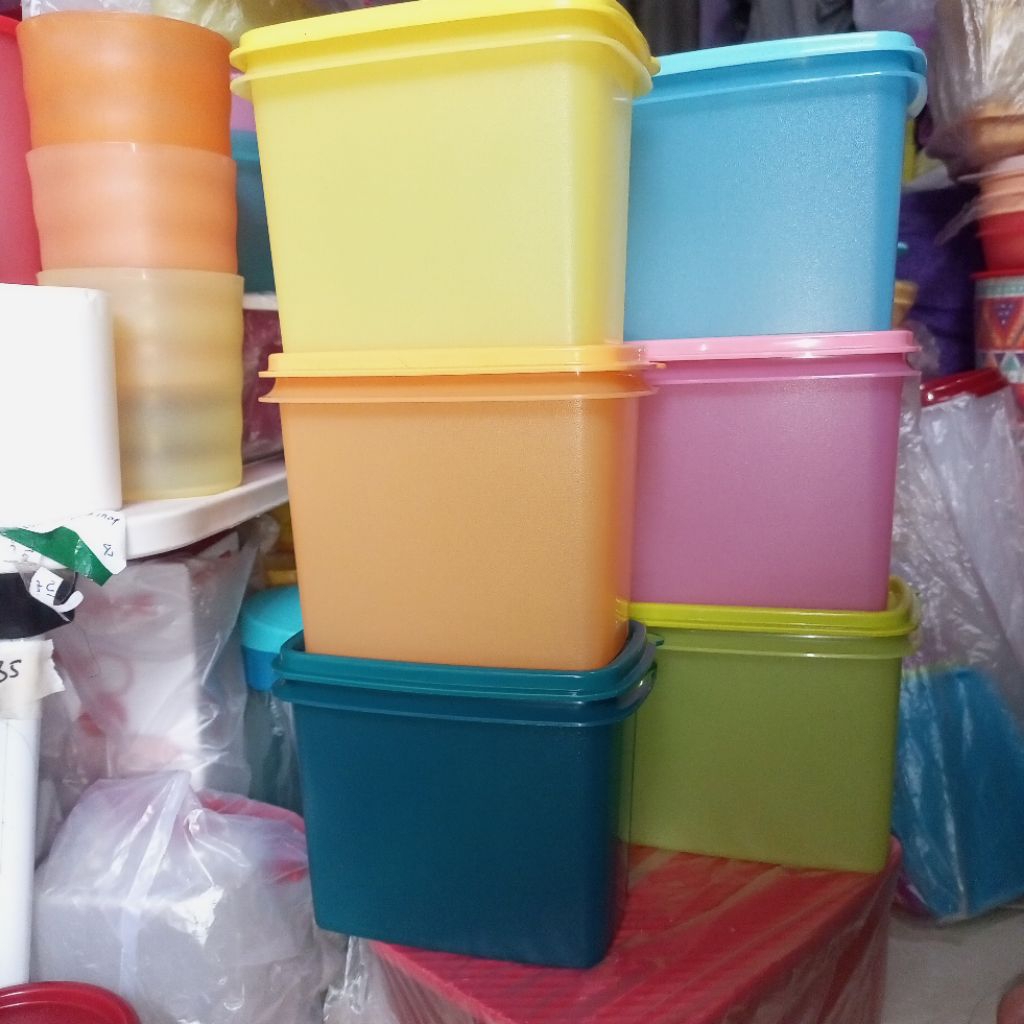 Tupperware wadah gula 850ml wadah kopi wadah bumbu self sever tupperware baru