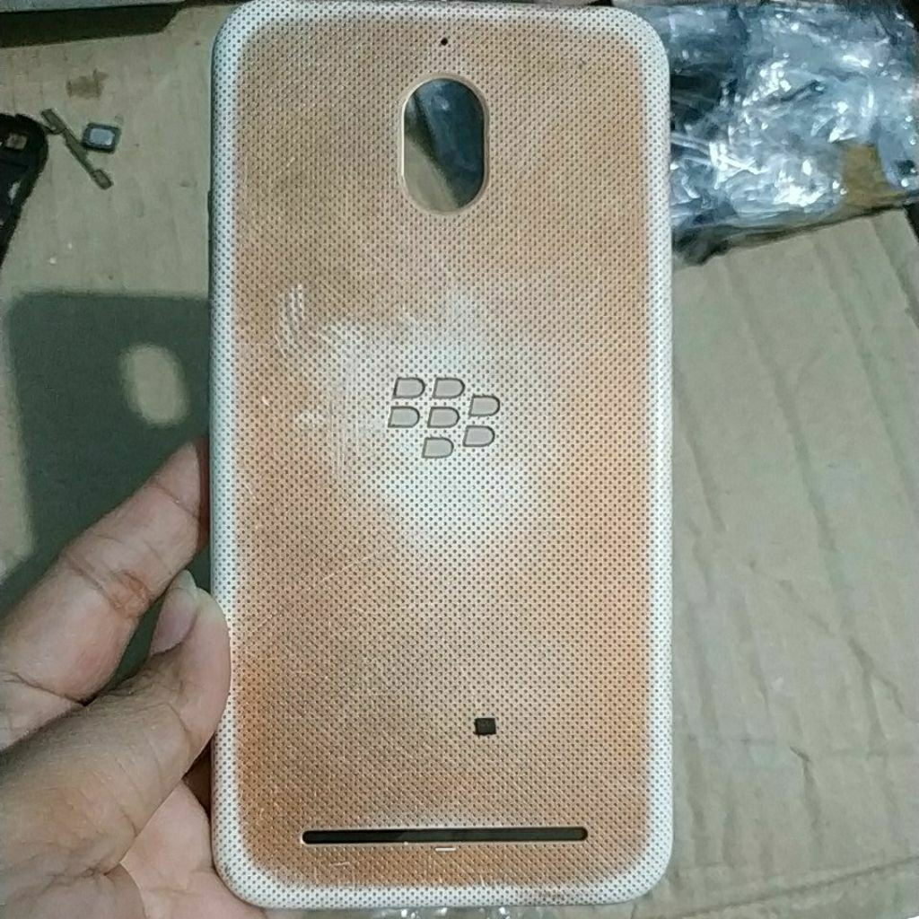 Backdoor bekas BlackBerry Aurora Bbc100 baca deskripsi