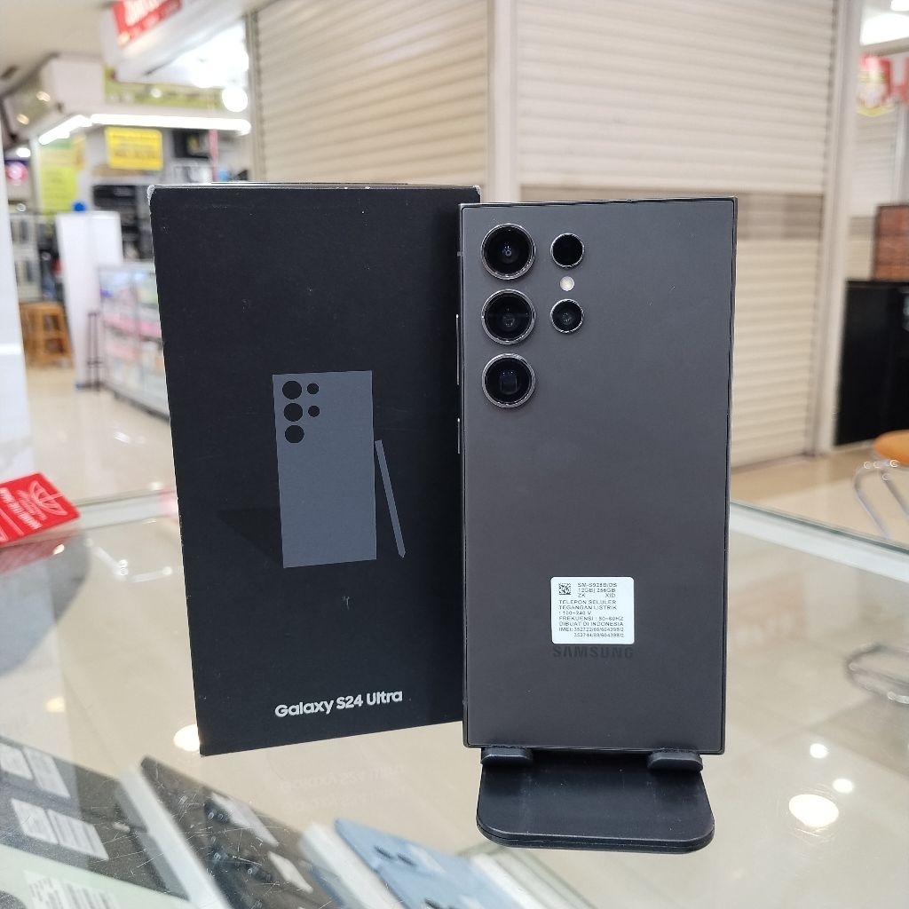 SAMSUNG S24 ULTRA 12/256 SAMSUNG S 24 ULTRA 12/256 SECOND BEKAS GARANSI PANJANG