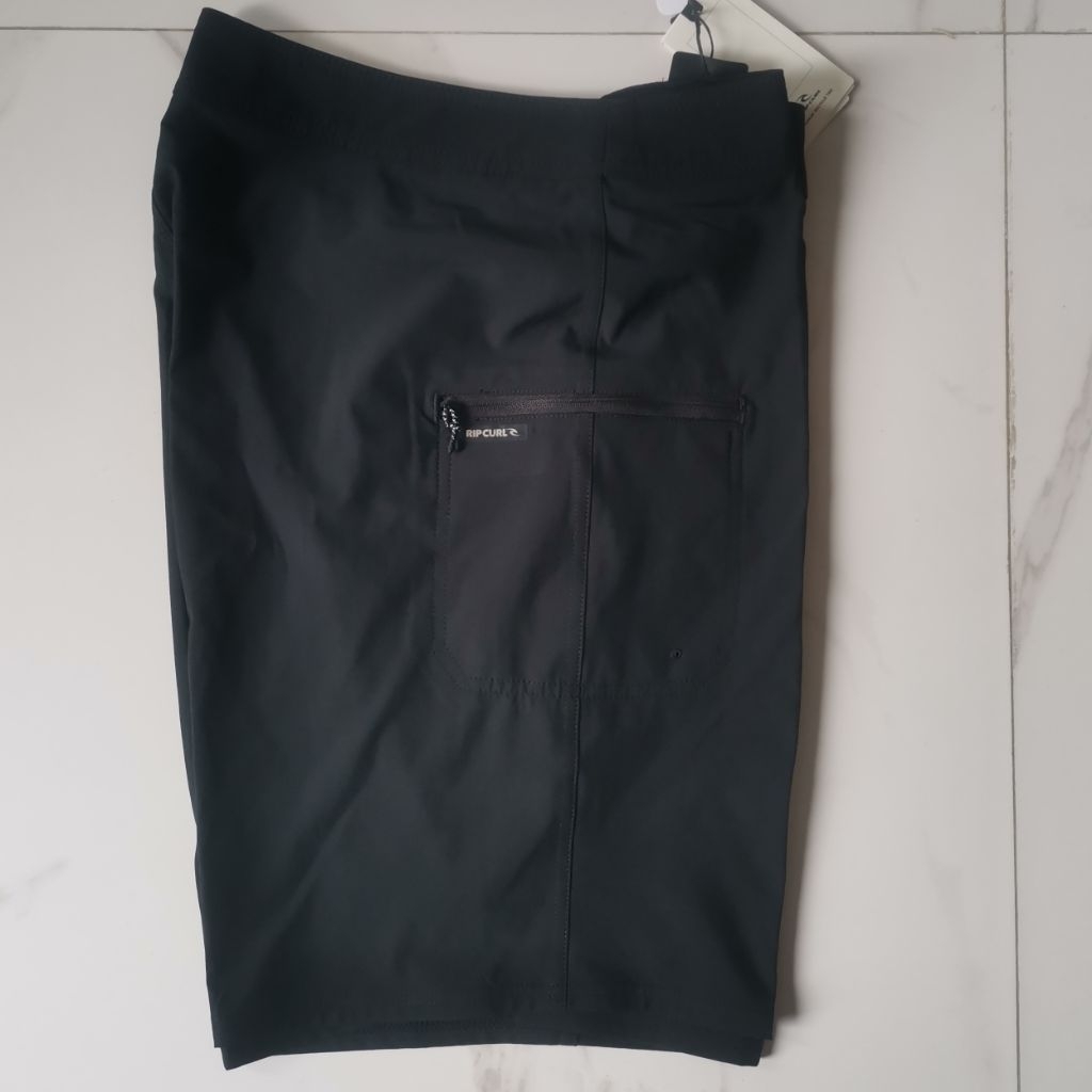 Celana Pendek / Boardshot Rip Curl Mirage Core 20" Original