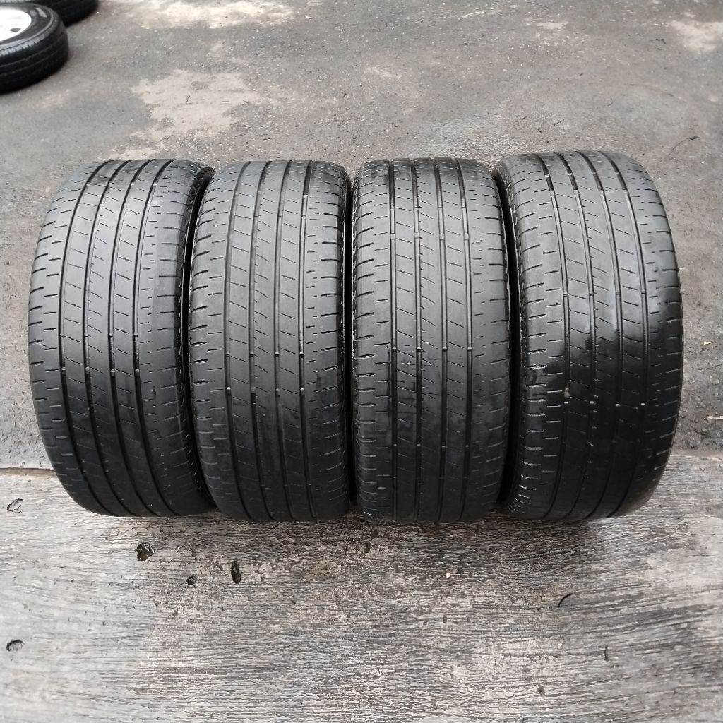 Ban Bridgestone Turanza T005A 235/45 R18 Thn 2022