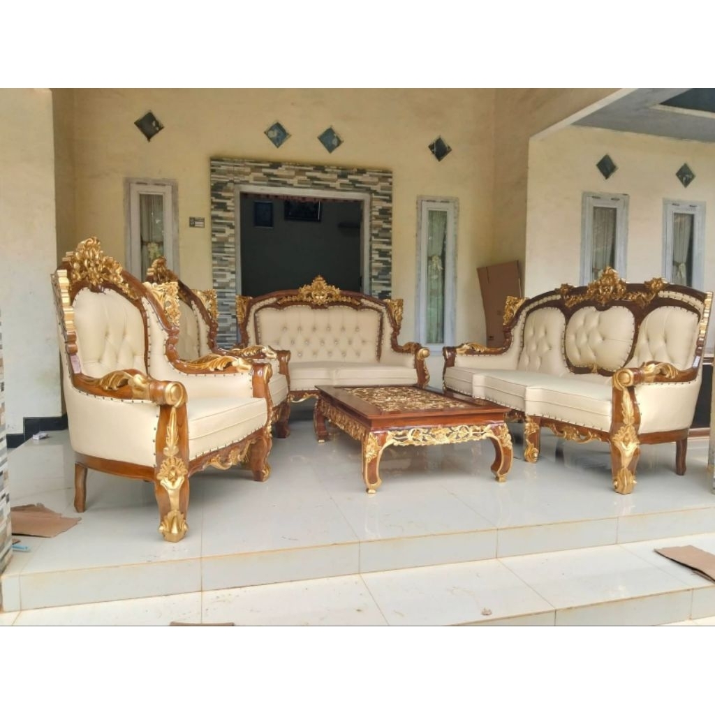 sofa mewah ukiran jepara  /sofa kayu jati