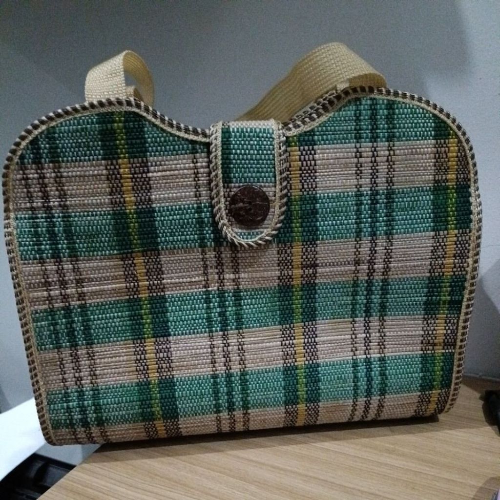 tas tikar