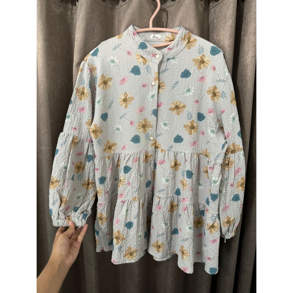 Preloved Blouse bunga-bunga