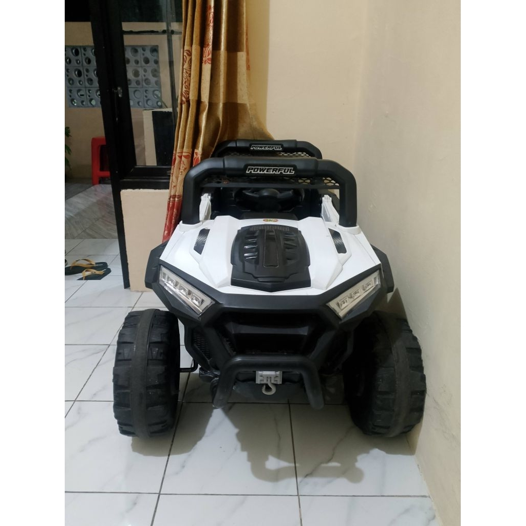 PRELOVED MOBIL AKI MAINAN ANAK