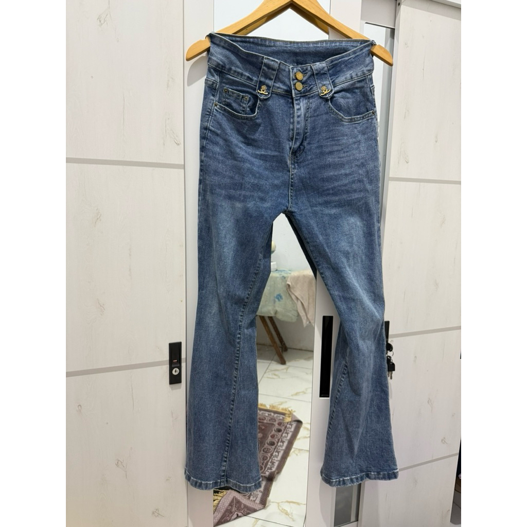 preloved jeans cutbray