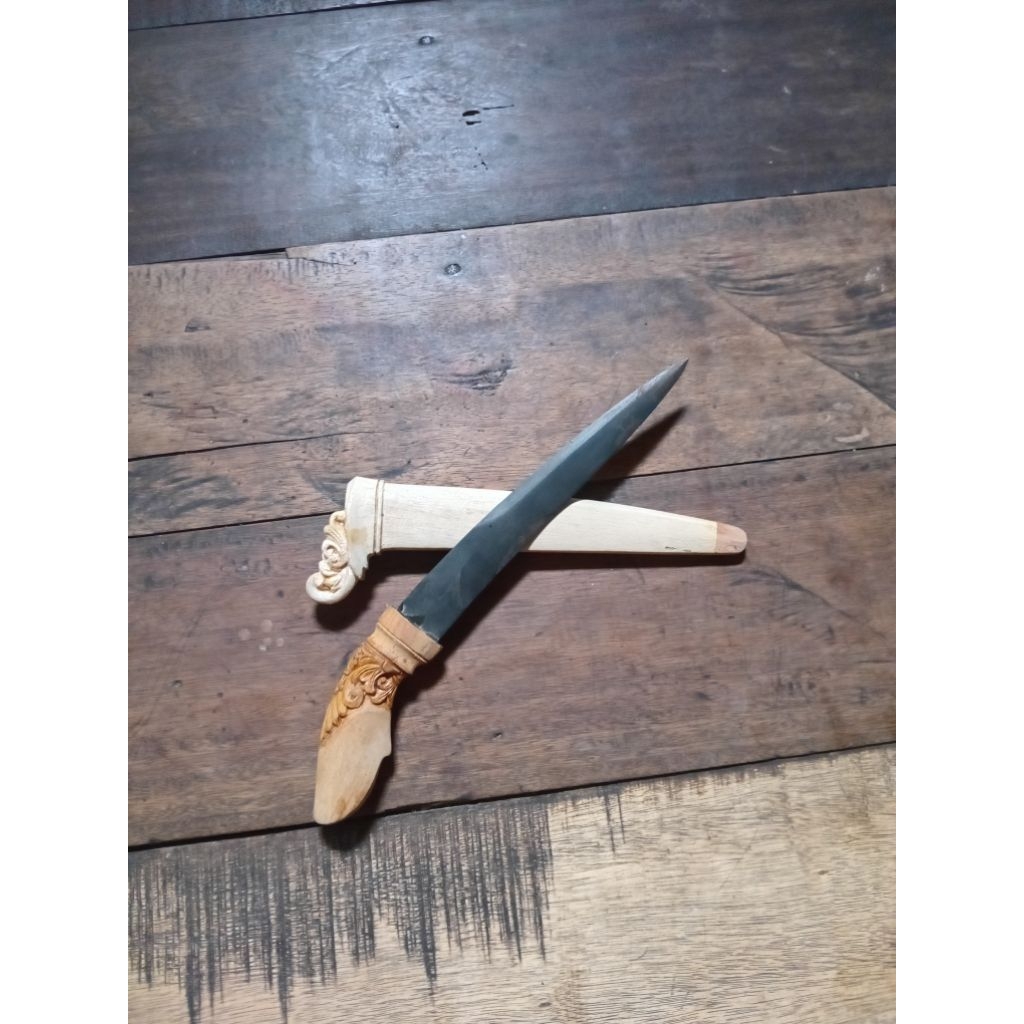 PISAU BANJAR RAJA TUMPANG