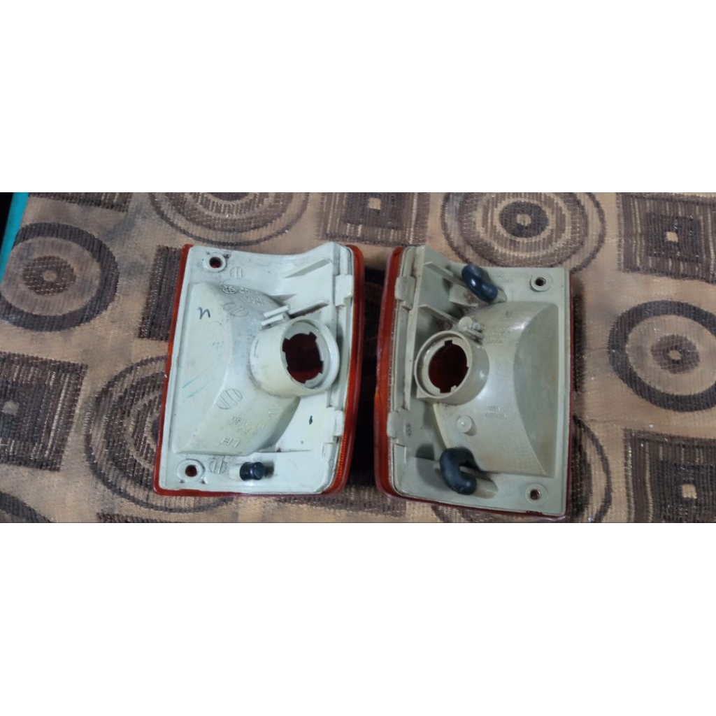 Lampu Sein Isuzu Panther Bekas Kanan Kiri